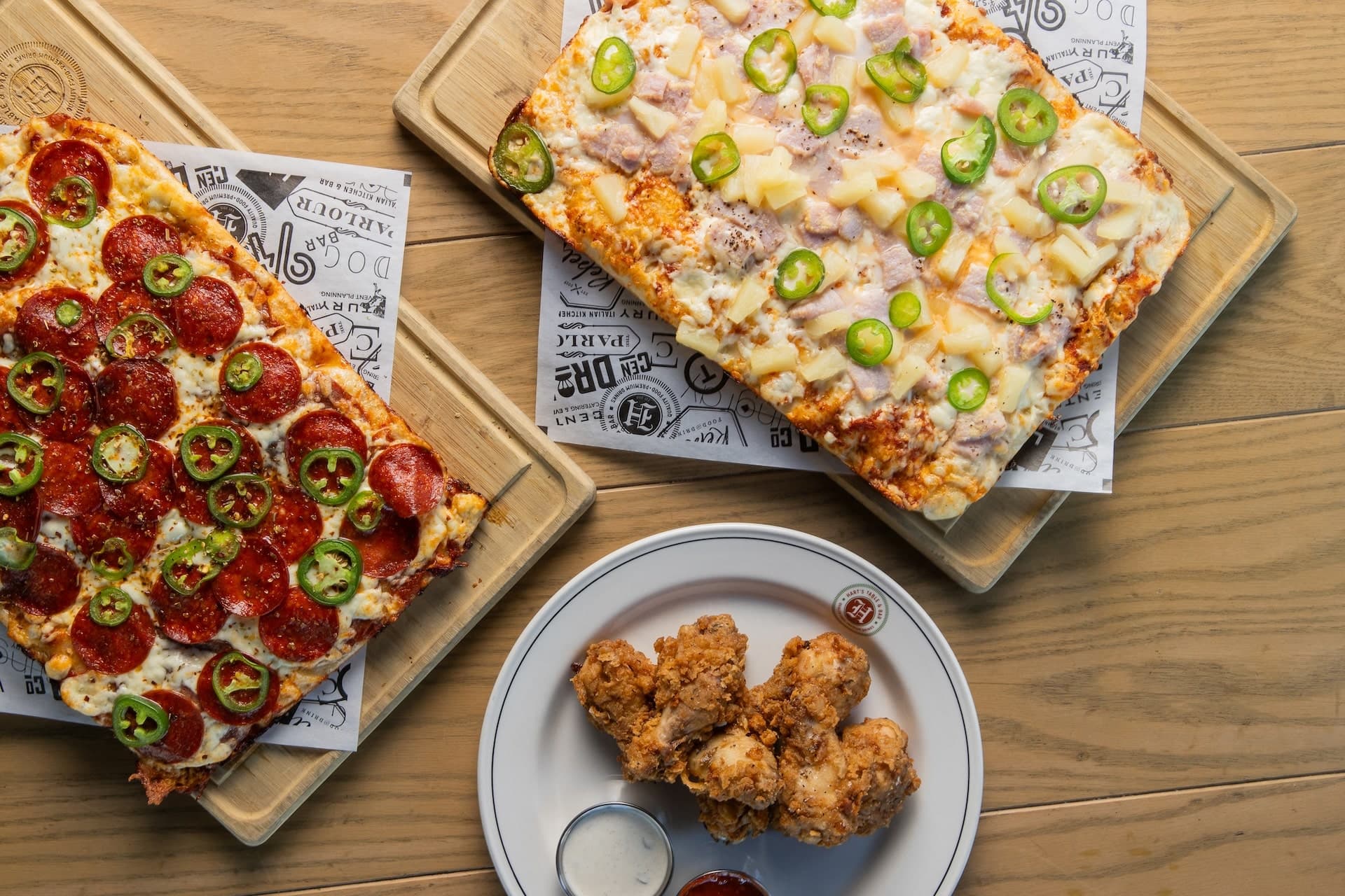 Hart's Table & Bar - Image 3