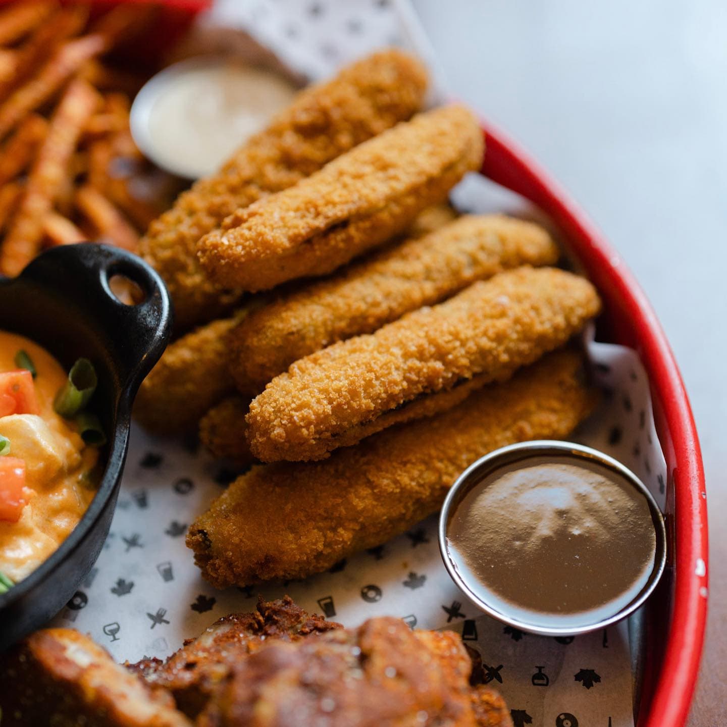 Hudsons Canada's Pub - Image 1