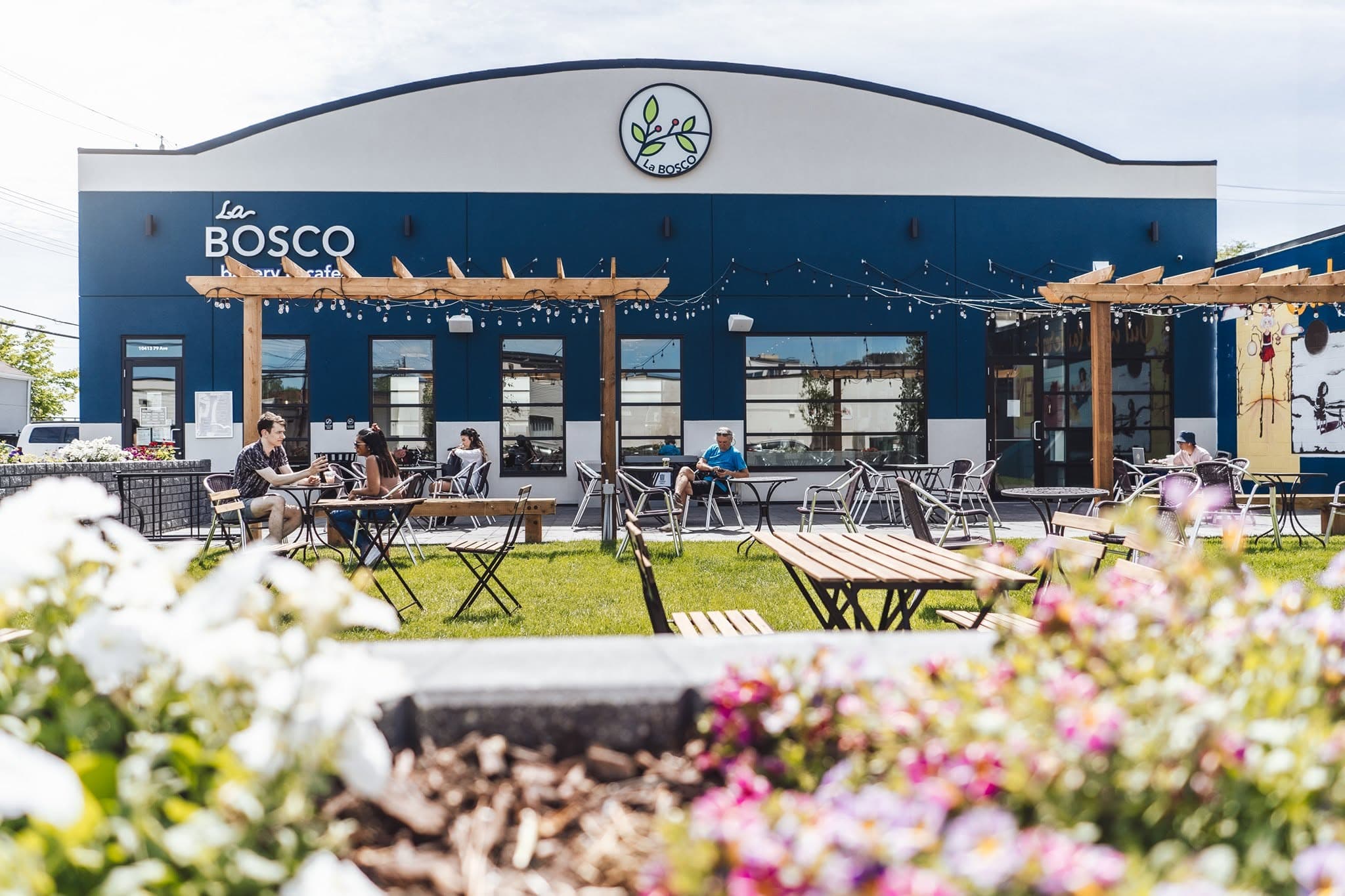 La Bosco Bakery & Cafe - Image 1