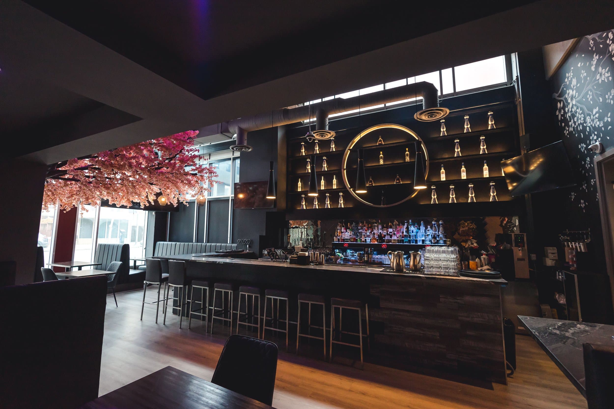 XO Bistro + Bar - Image 1